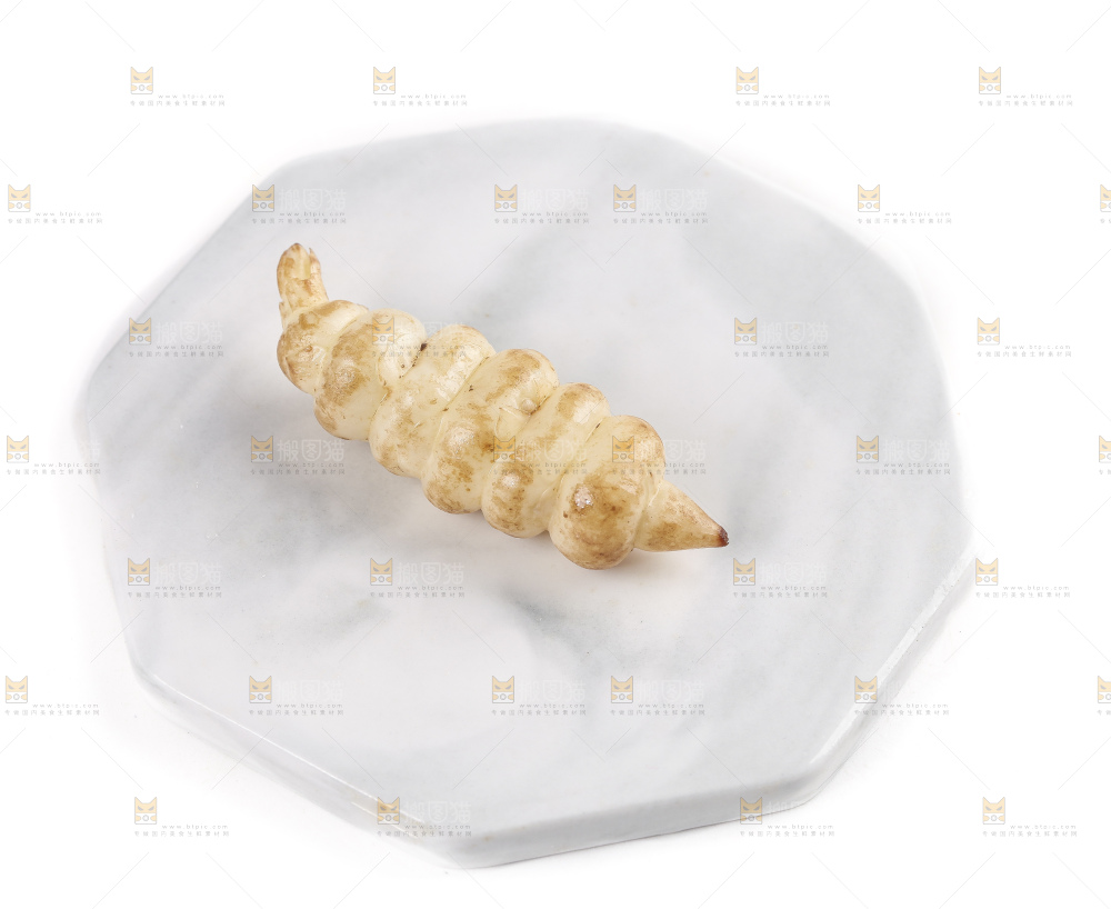 白底上的宝塔菜