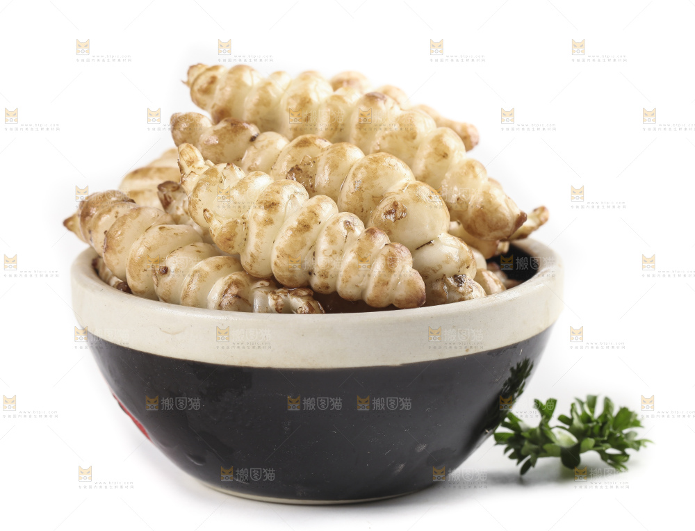 白底上的宝塔菜