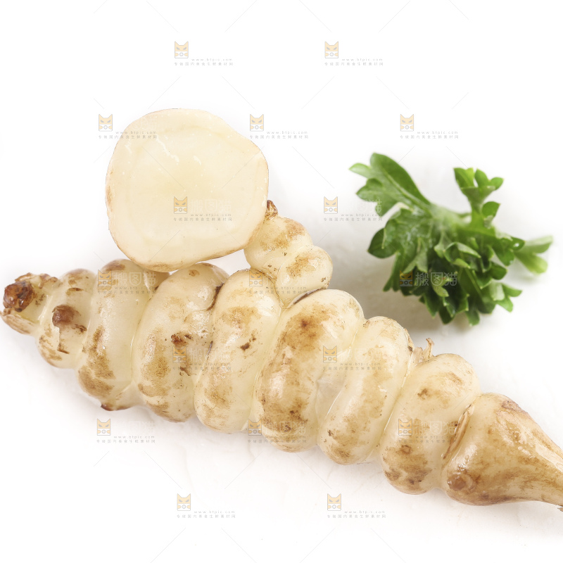 白底上的宝塔菜