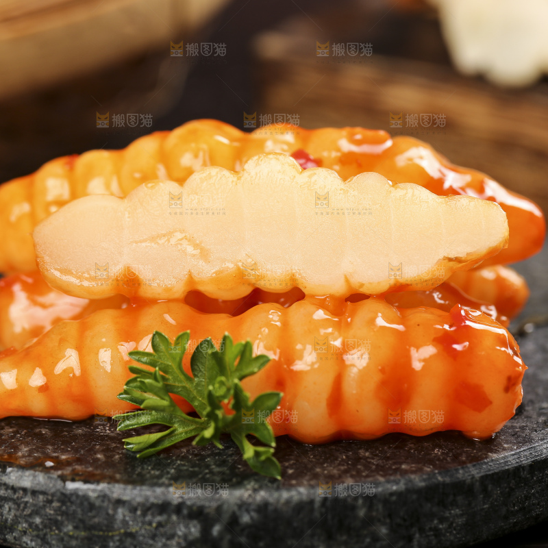 盘子里的红油宝塔菜