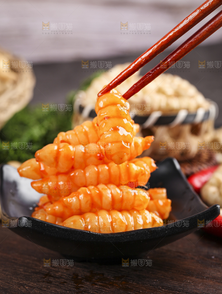 盘子里的红油宝塔菜