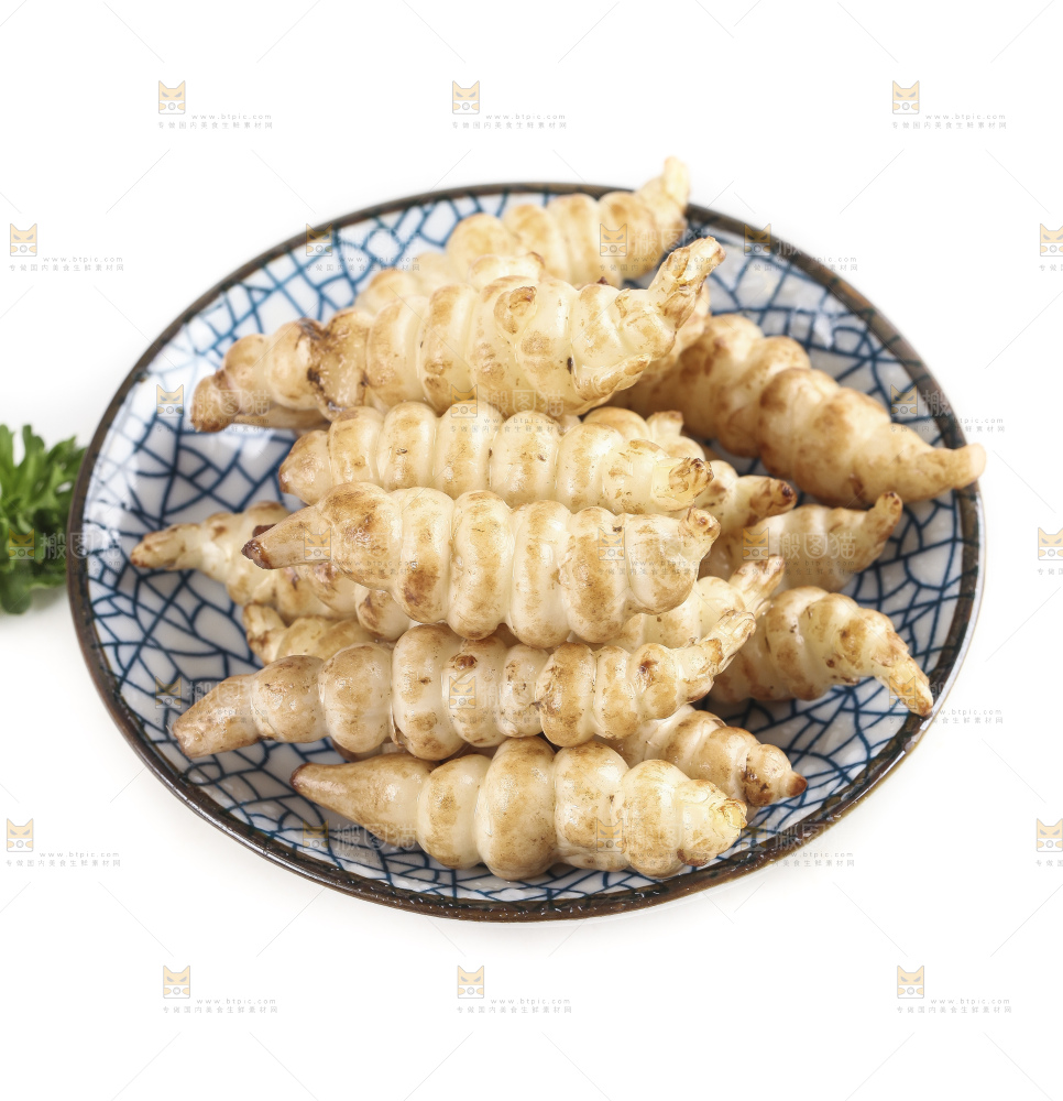 白底上的宝塔菜