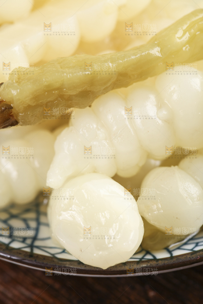 盘子里的泡椒宝塔菜