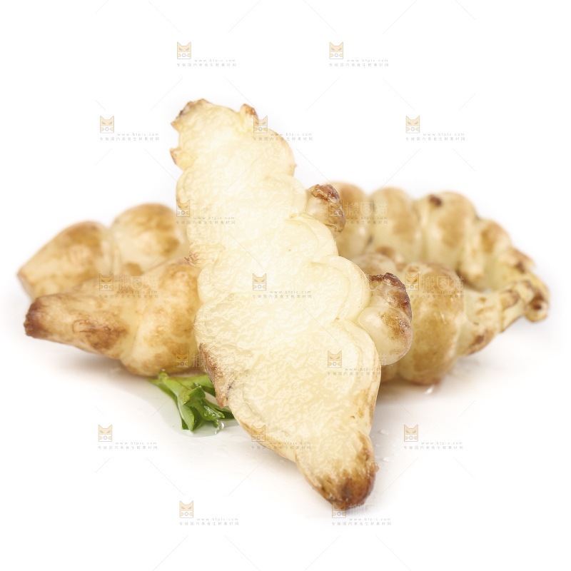 白底上的宝塔菜