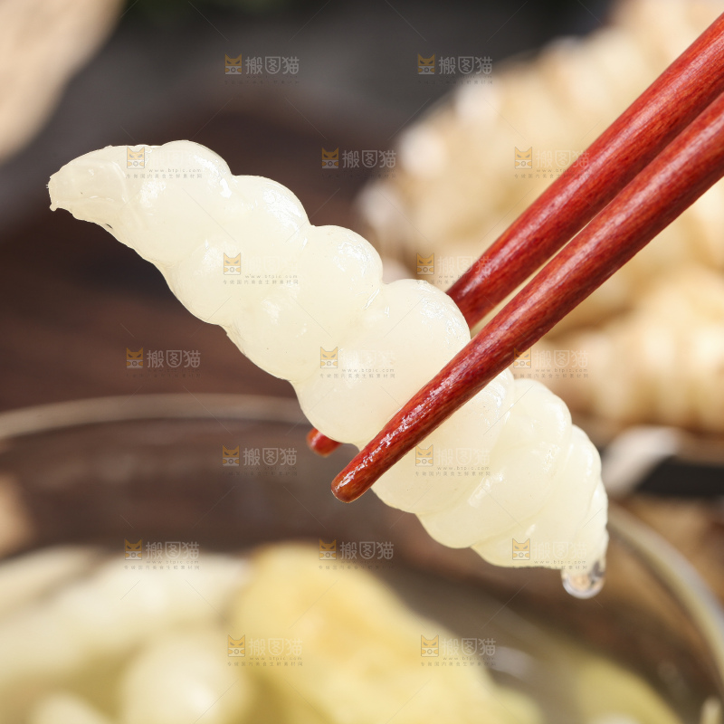 盘子里的泡椒宝塔菜