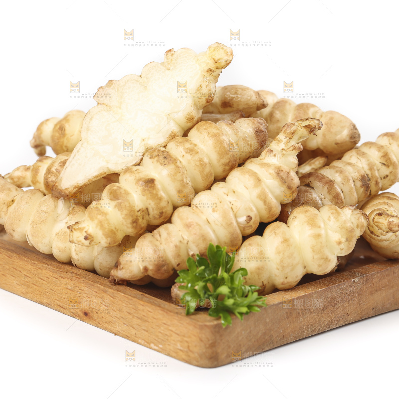 白底上的宝塔菜