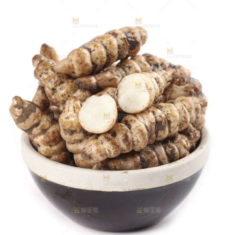 白底上的宝塔菜