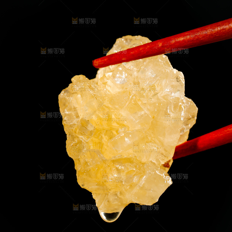 深底上的黄冰糖