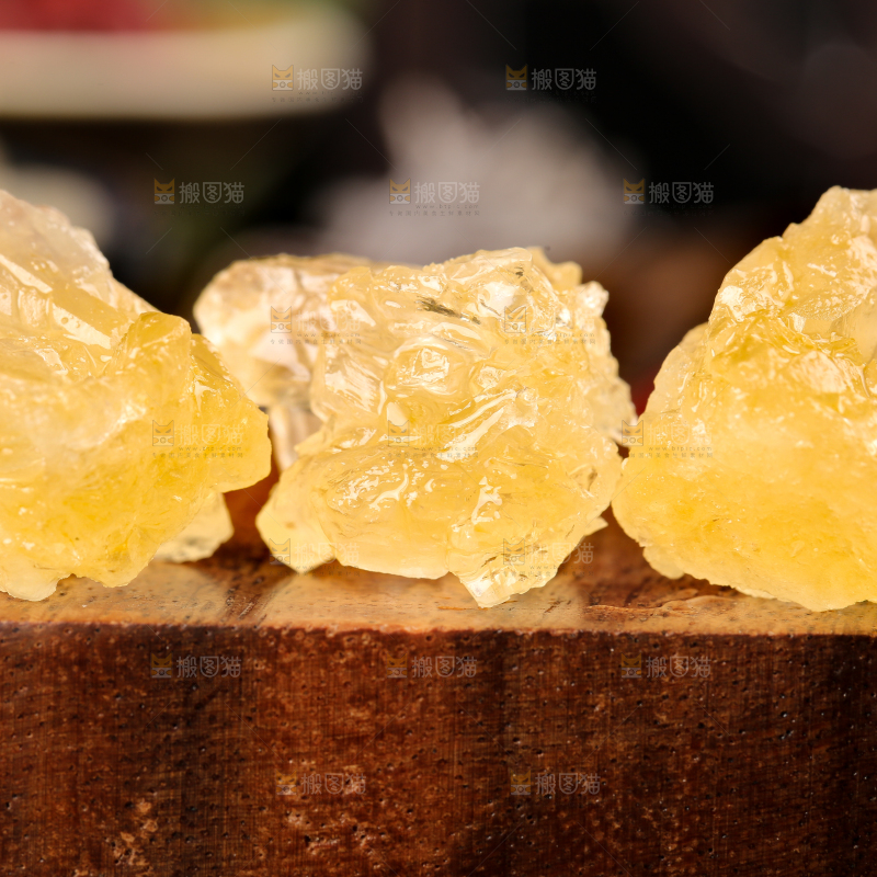 深底上的黄冰糖