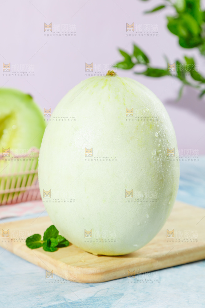 浅底上的玉菇甜瓜