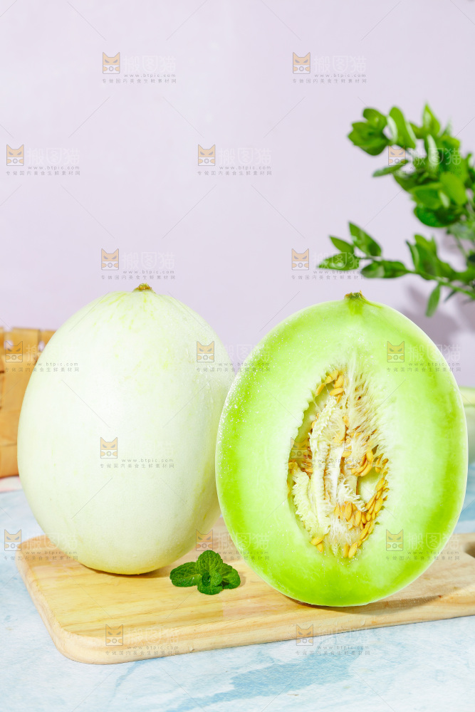 浅底上的玉菇甜瓜