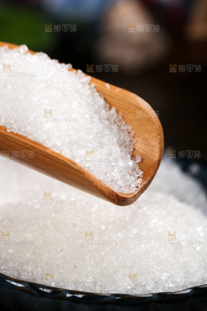 深底上的白砂糖