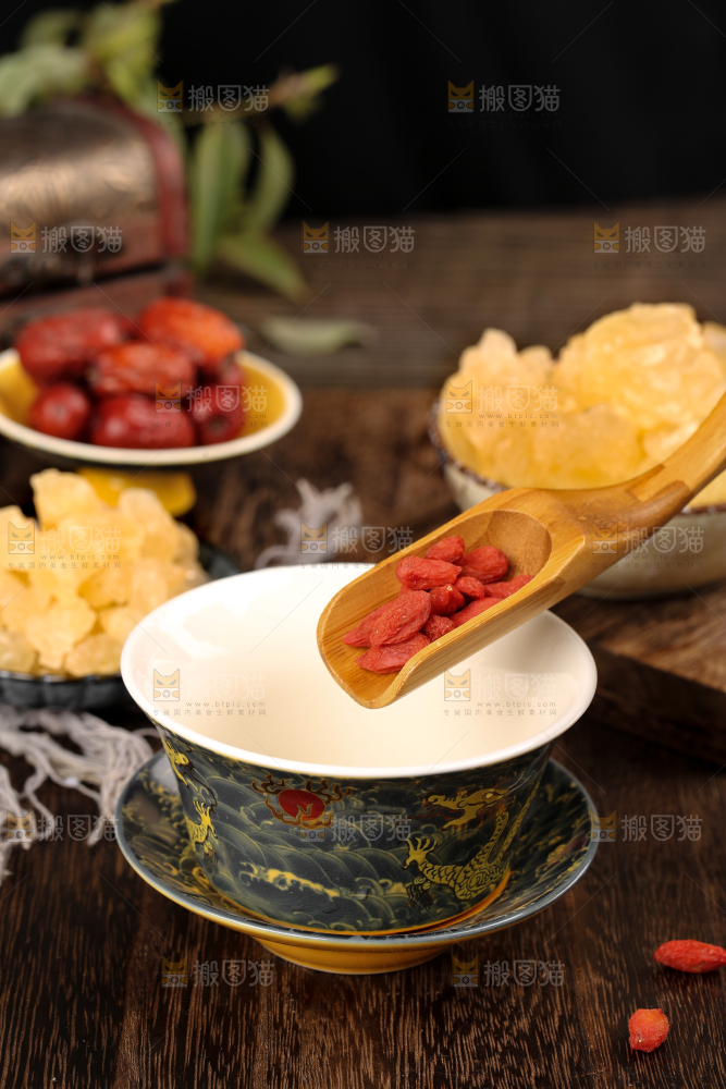 深底上的黄冰糖