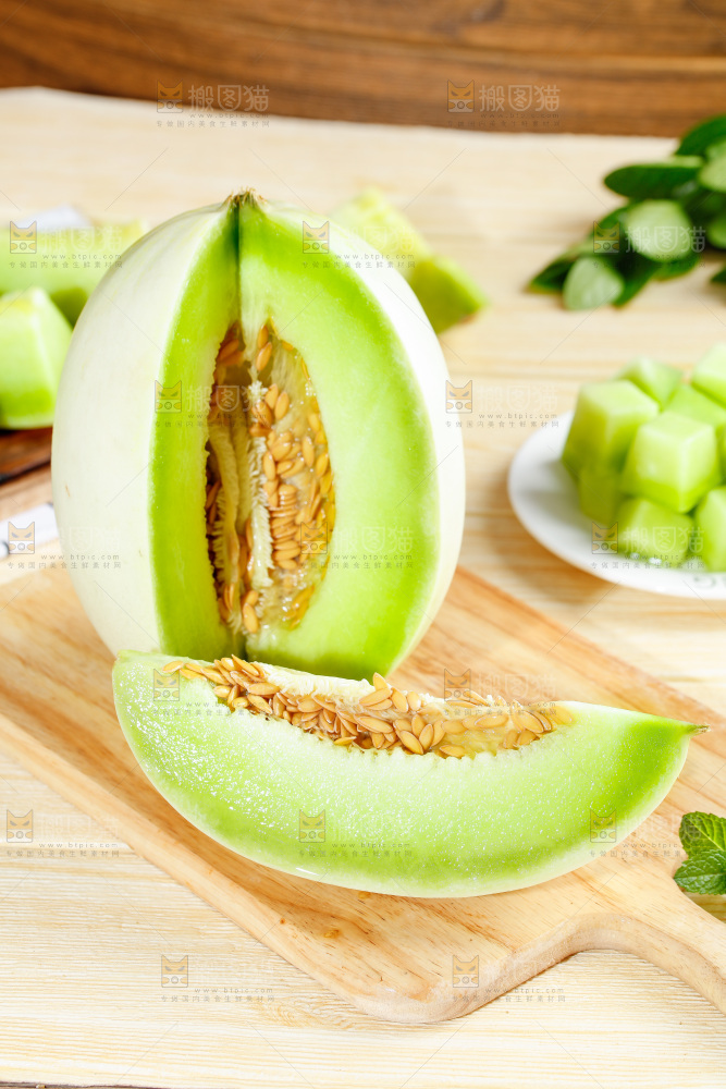 浅底上的玉菇甜瓜
