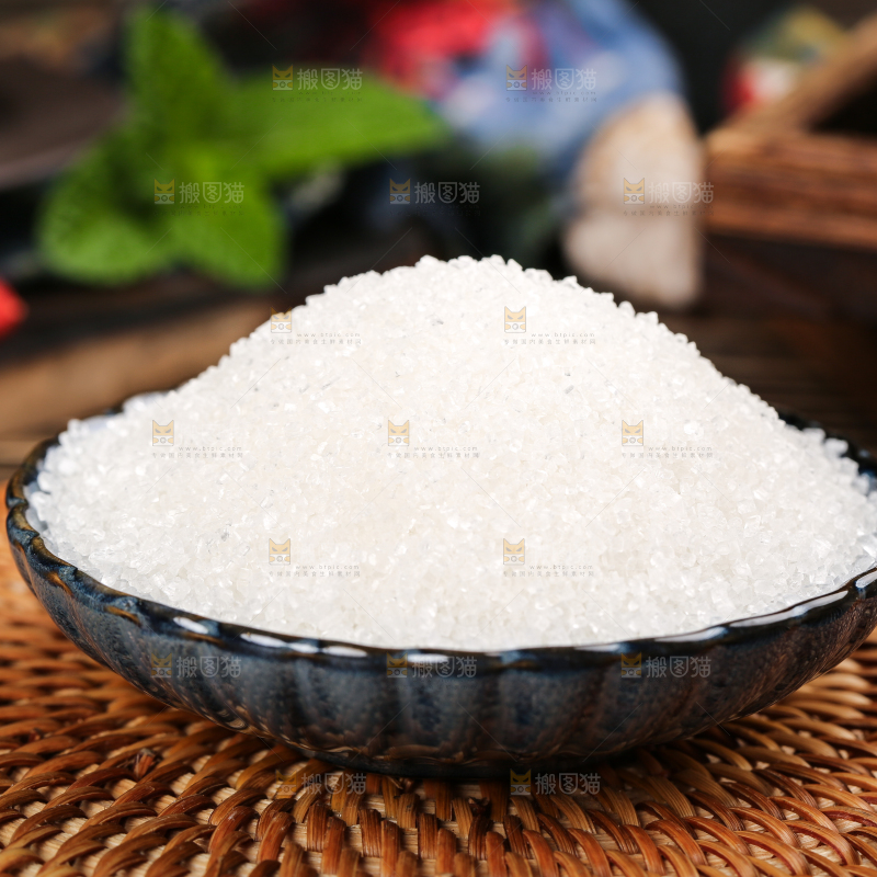 深底上的白砂糖