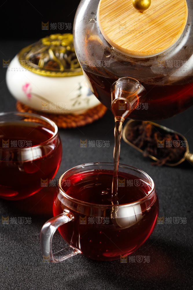 深底上的古树普洱