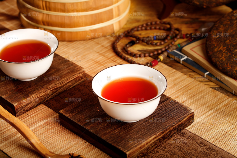 深底上的古树普洱