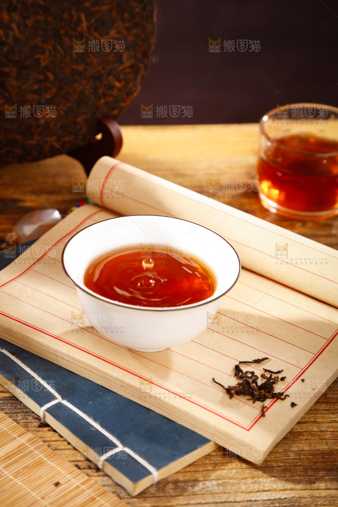 深底上的古树普洱