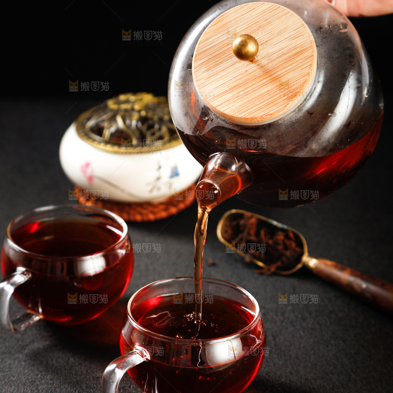 深底上的古树普洱