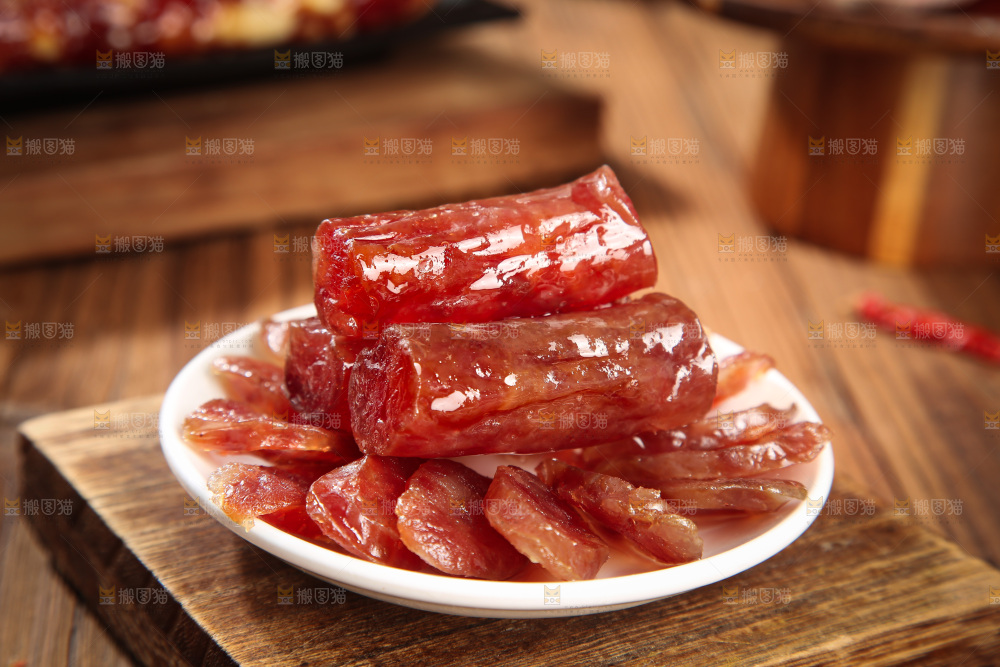 深底上的腊肠