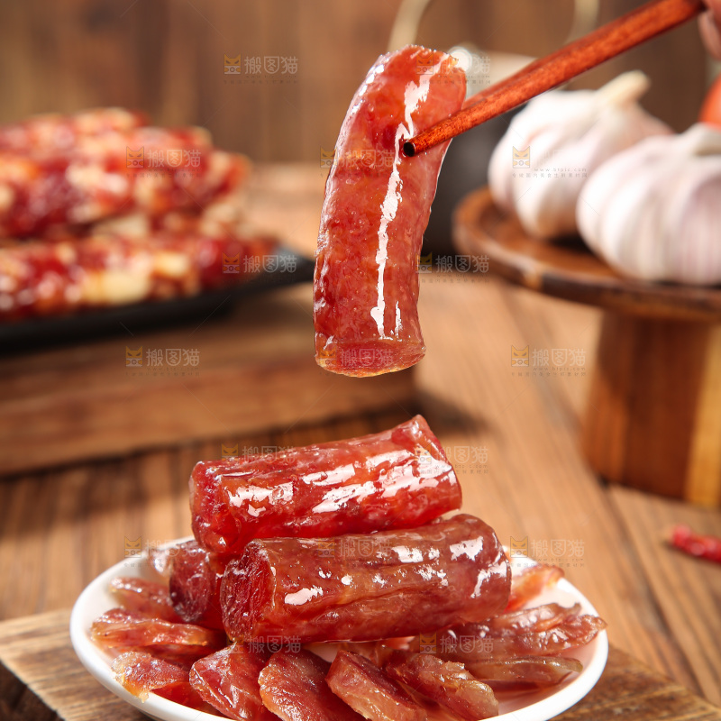 深底上的腊肠