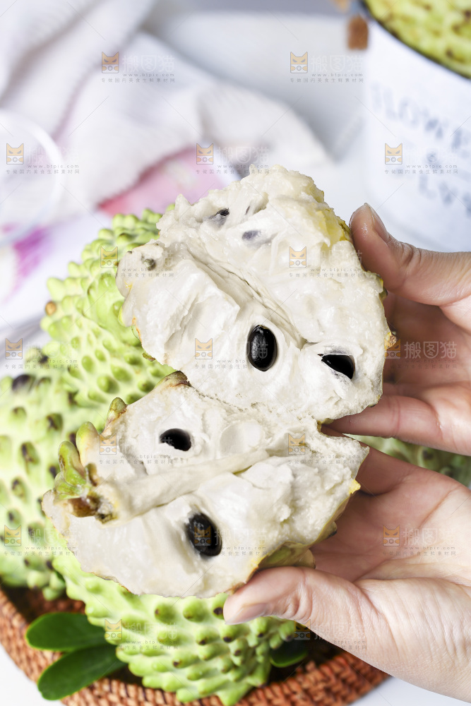 浅底上的释迦果
