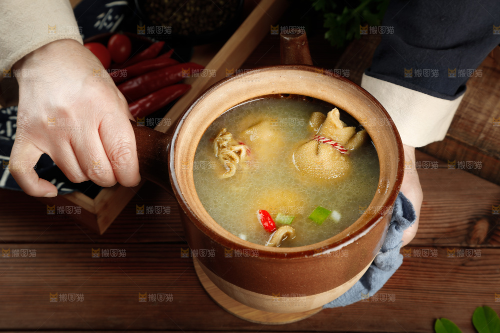 深底上的肚包肉