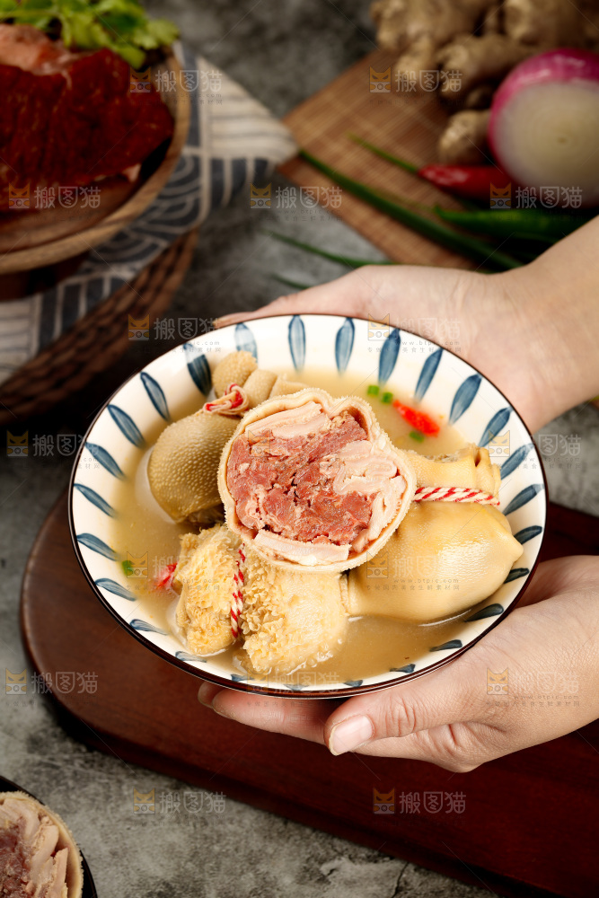 深底上的肚包肉