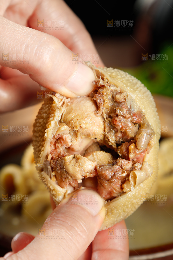 深底上的肚包肉