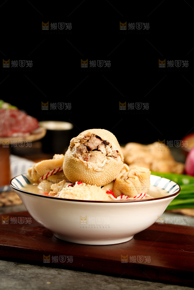 深底上的肚包肉