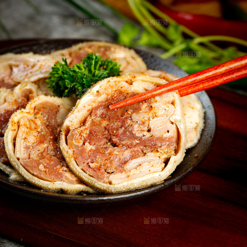 深底上的肚包肉