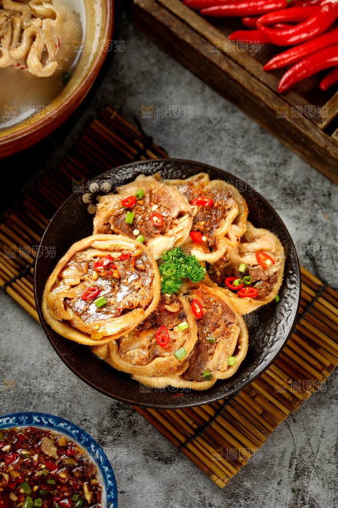 深底上的肚包肉