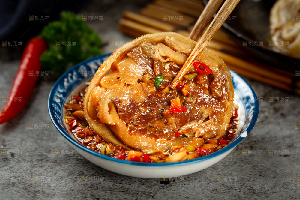 深底上的肚包肉