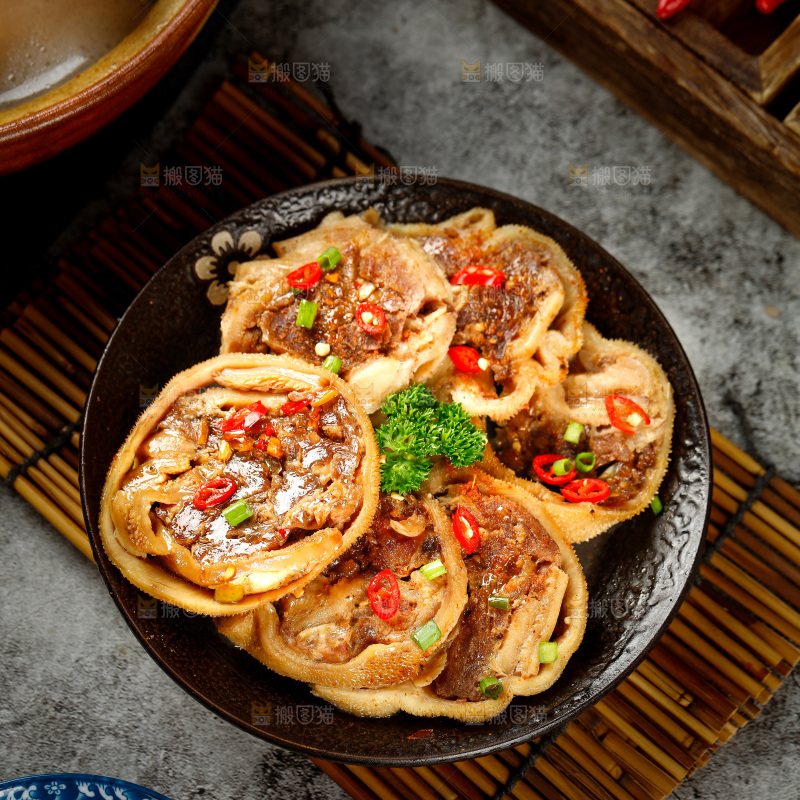 深底上的肚包肉