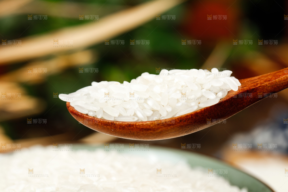 深底上的五常大米