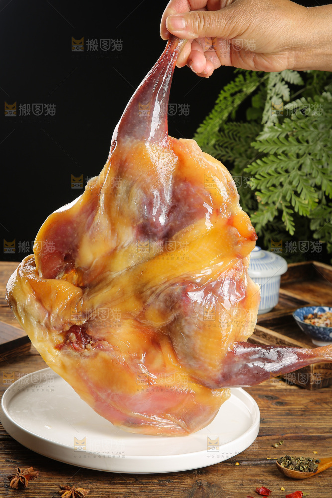 深底上的风干鸡