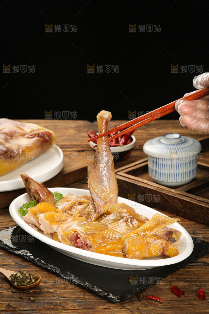 深底上的风干鸡