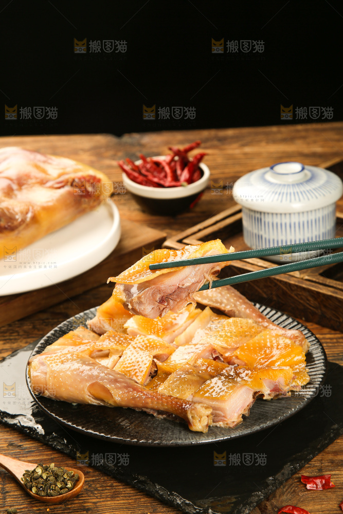 深底上的风干鸡