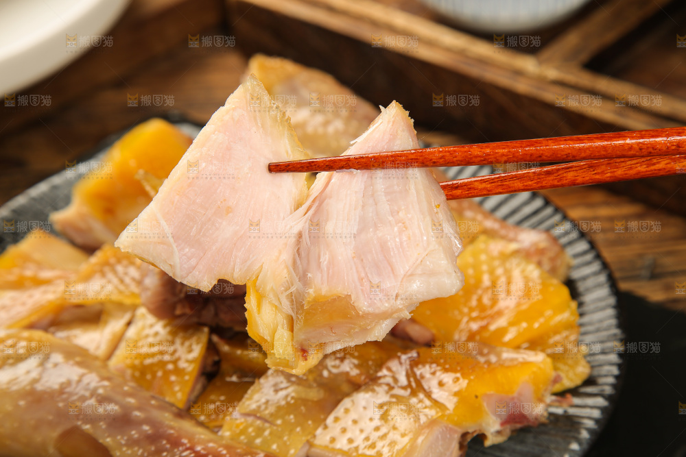深底上的风干鸡