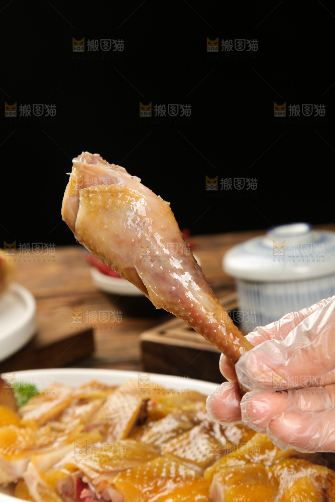 深底上的风干鸡