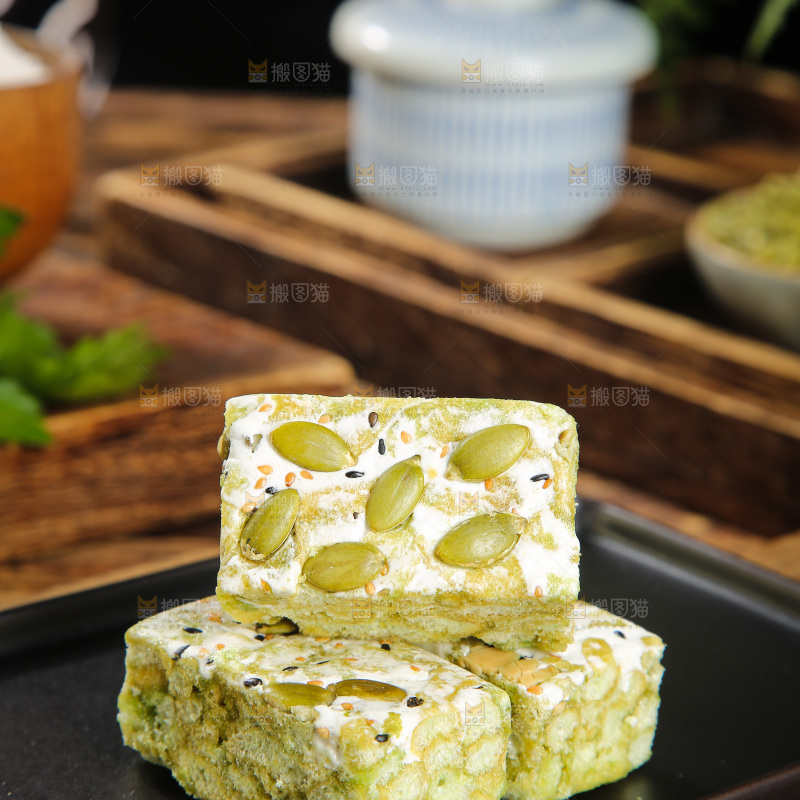 木底上的沙琪玛