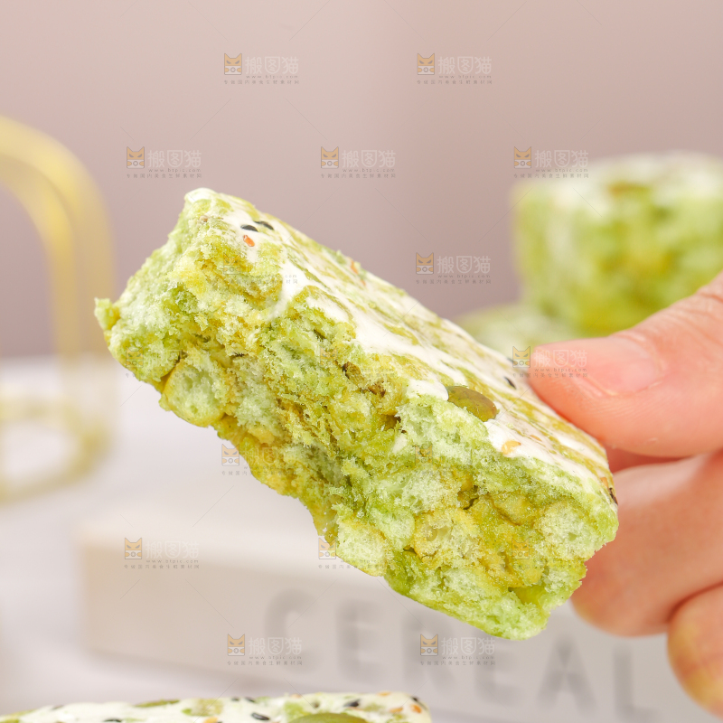 浅底上的沙琪玛