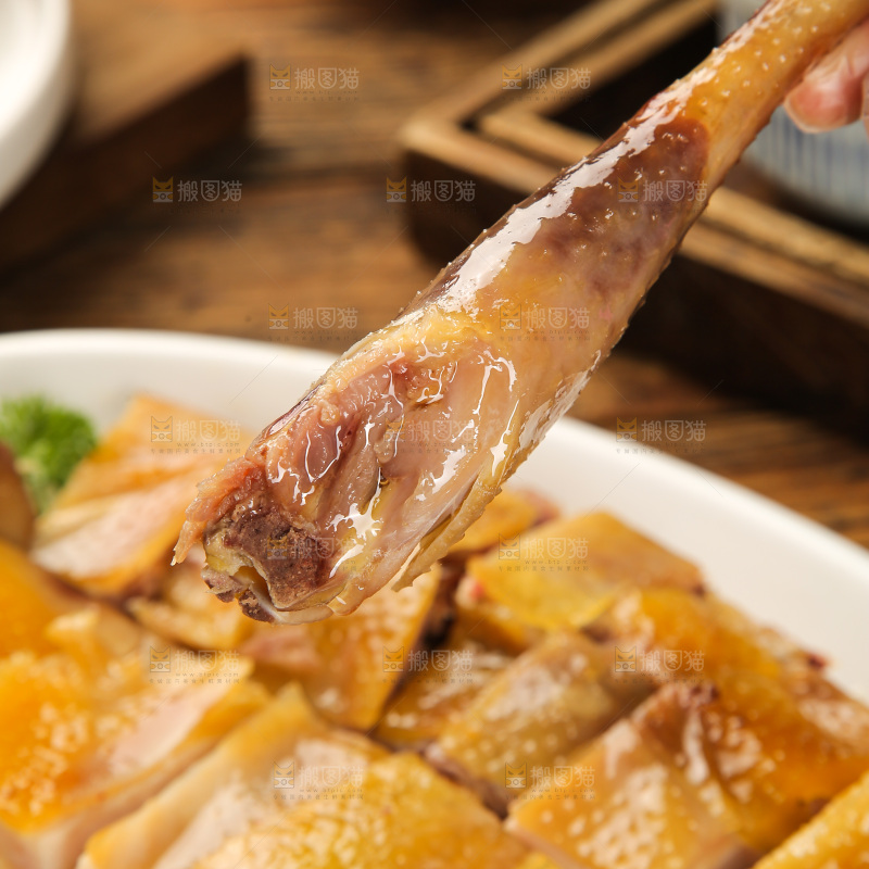 深底上的风干鸡
