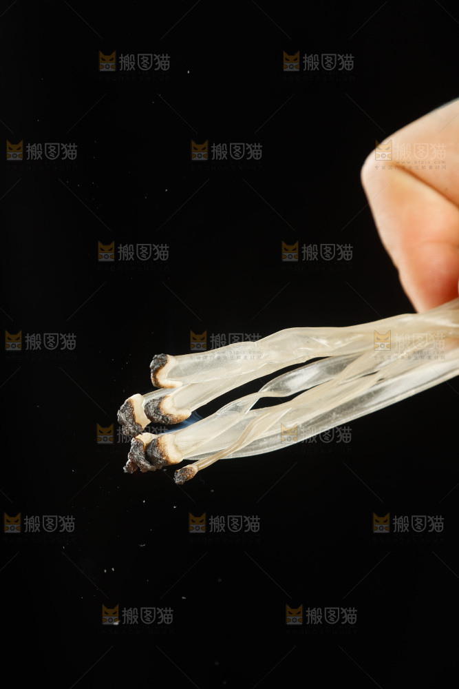 浅底上的手工红薯粉