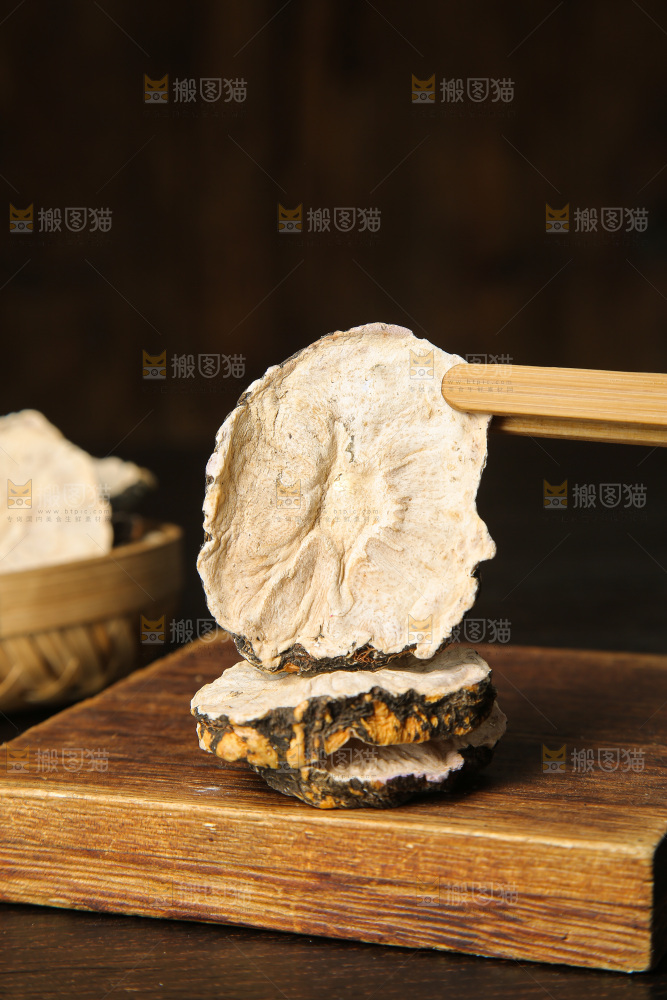深底上的玛卡
