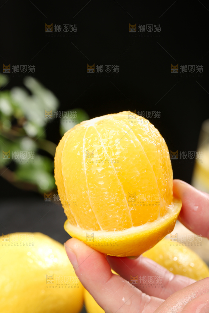 深底上的安岳黄柠檬
