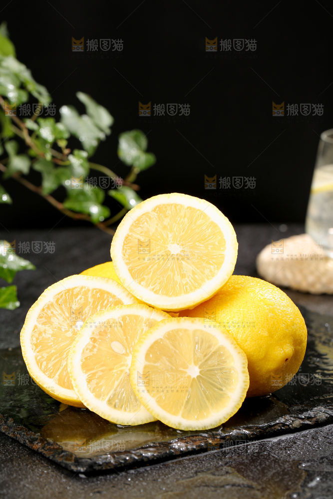 深底上的安岳黄柠檬