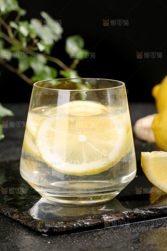 深底上的安岳黄柠檬