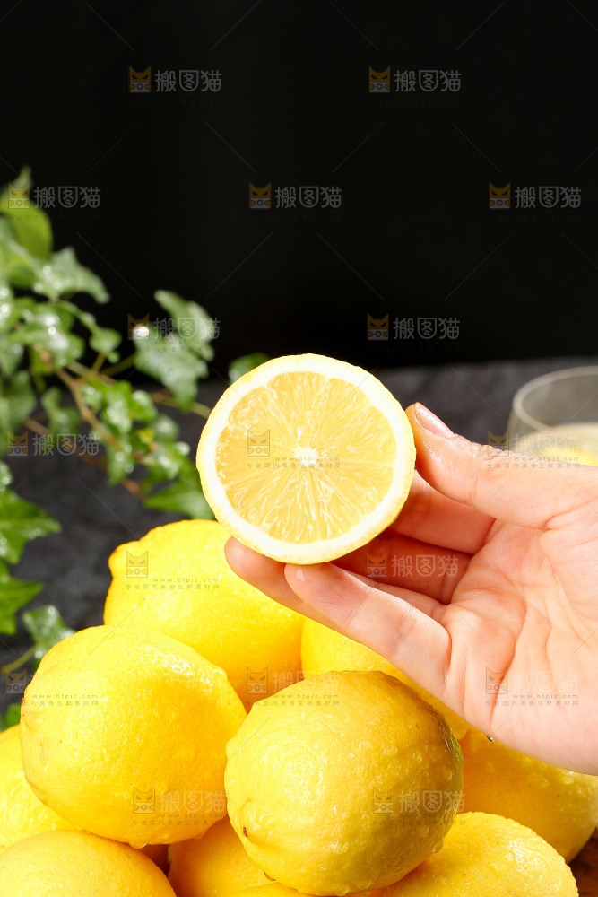 深底上的安岳黄柠檬