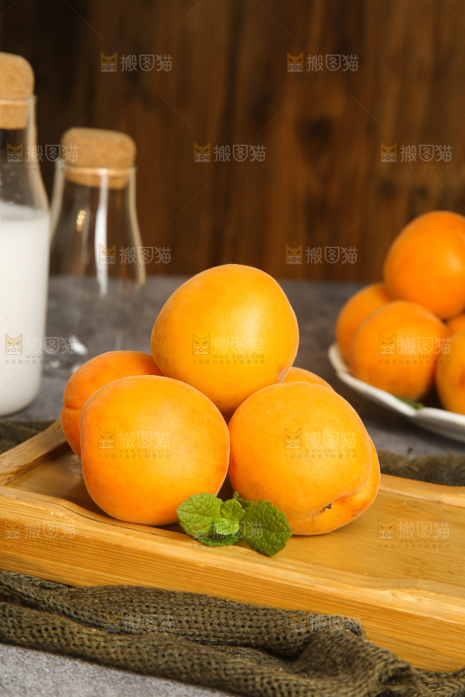 深底上的大黄杏